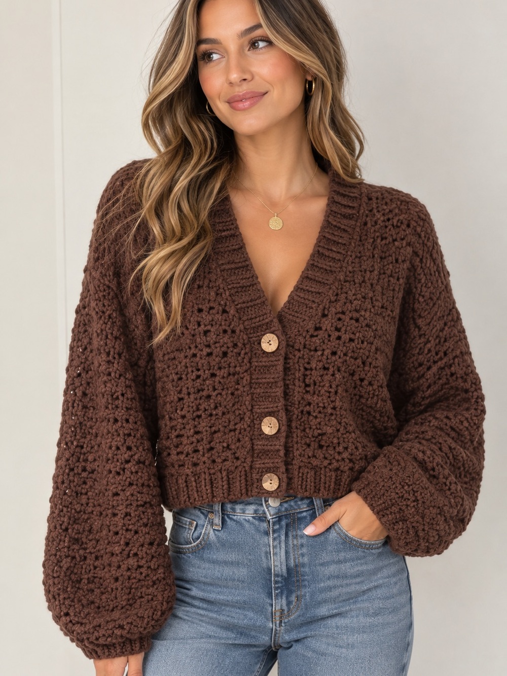 Q2 Chunky Knit Cropped Button Cardigan - Brown